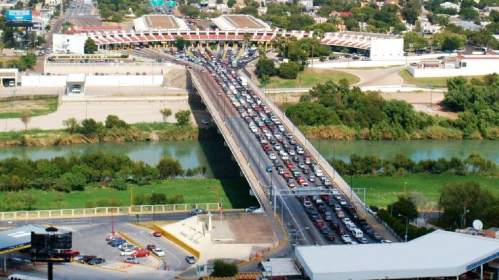 Por cierre de gobierno de EU, reducen casetas y personal en puentes de Laredo