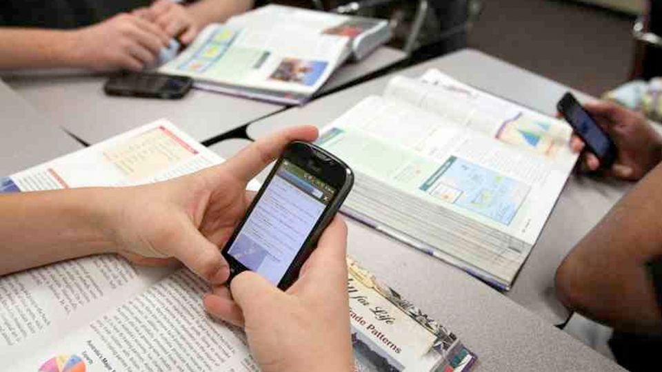 Bloqueo de celulares durante clases.