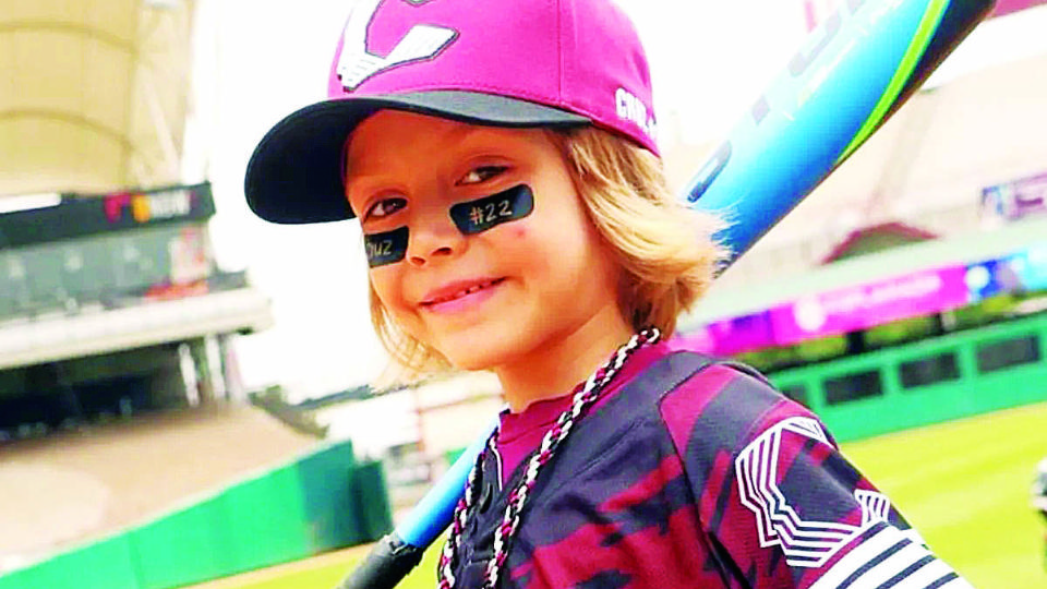 Roberto 'El Roki' Cruz.