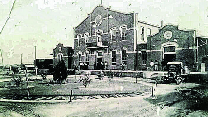 Edificio de la Aduana Fronteriza de Nuevo Laredo 'sobrevive' desde El Porfiriato