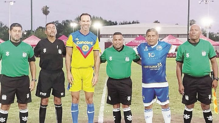 Leyendas de América y Cruz Azul muestran su talento en Nuevo Laredo