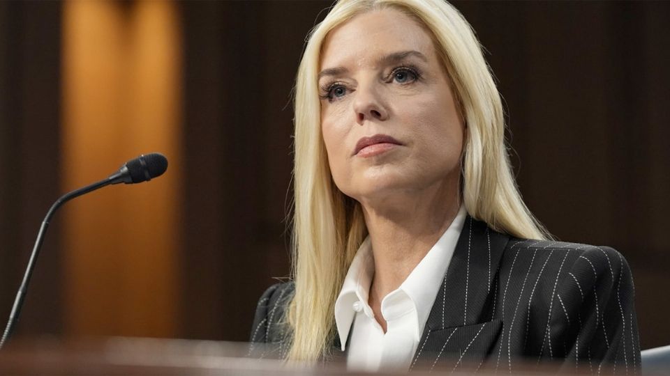 Pam Bondi, fiscal de Estados Unidos