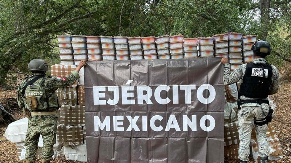 Los operativos, enmarcados en la Estrategia Nacional de Seguridad, movilizaron a elementos del Ejército Mexicano, Guardia Nacional (GN), Marina (Semar) y diversas fiscalías estatales y federales