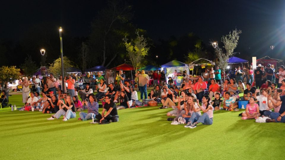 Cientos de personas pudieron disfrutar de un domingo familiar lleno de espectáculos