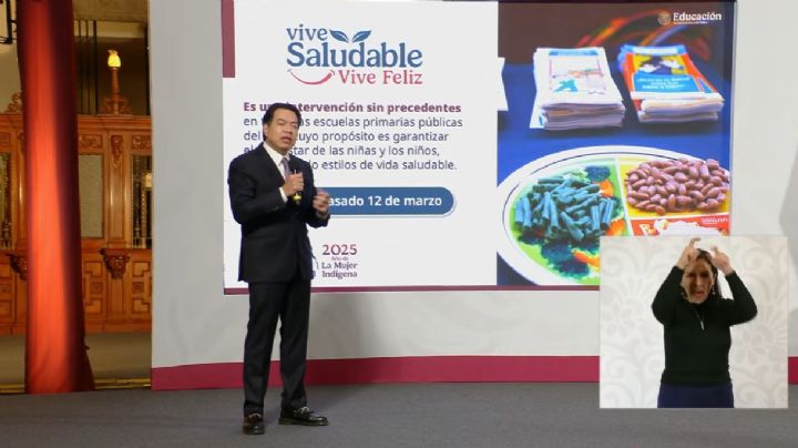 'Vive Saludable, Vive Feliz': revisión médica y menos comida chatarra para los estudiantes de México