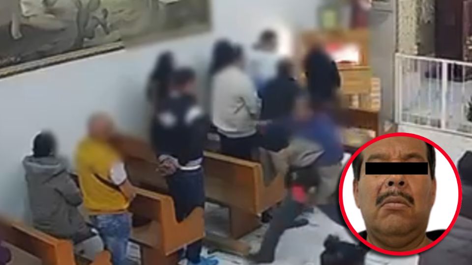 Marco Antonio “N”, de 52 años, sacó lo que parece ser un machete y apuñaló de frente a un joven que se encontraba unas bancas atrás de él