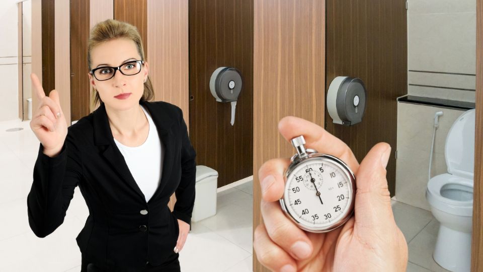 ¿Es legal que te cuenten las veces que vas al baño durante tu jornada laboral?