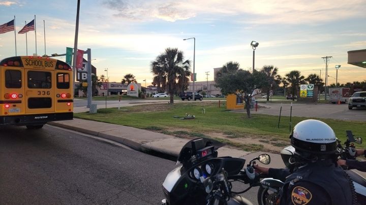 Fuertes multas en Laredo a conductores que no respeten autobuses escolares
