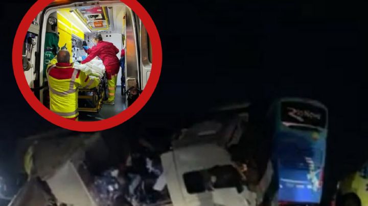 Camión de carga y autobús se impactan de frente; hay 11 muertos y 45 heridos