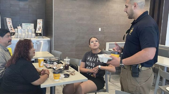 'Café con la Policía': vecinos de Laredo se reúnen para charlar y mejorar la seguridad del sector