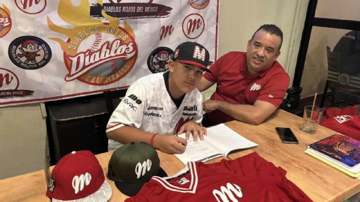 'Rayito' de Anda, pelotero de Nuevo Laredo, firma con los Diablos Rojos del México