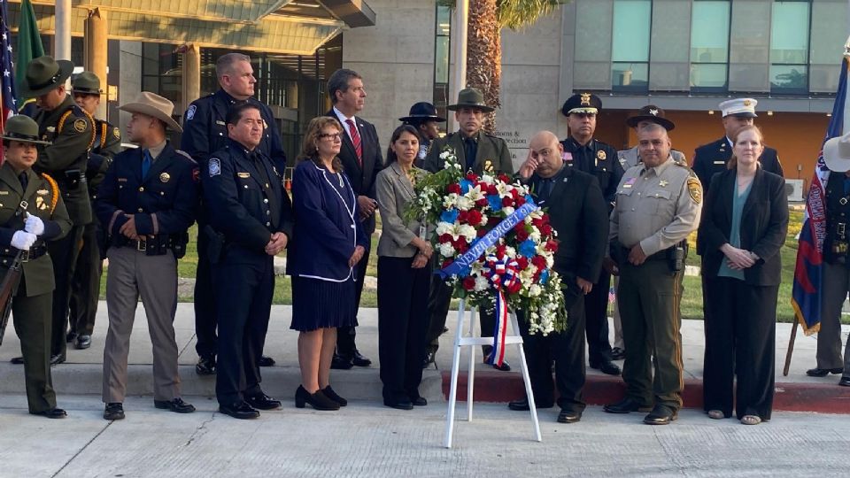 Ceremonia en el Puente II.