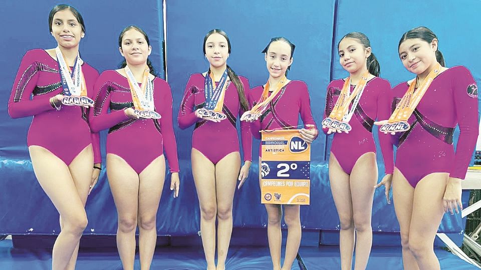 La representantes de Acrogym Laredo dejaron constancia de calidad sobre piso y aparatos para ser segundo general del certamen.