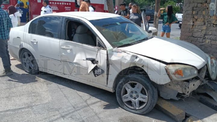 Fuerte choque en Héroe de Nacataz y Lerdo de Tejada deja a motociclista lesionado
