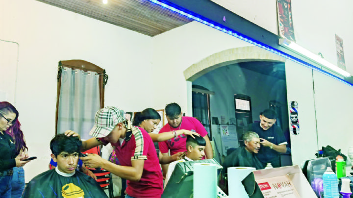 Certifica Cedex taller de especialidad de Barber Shop en Nuevo Laredo