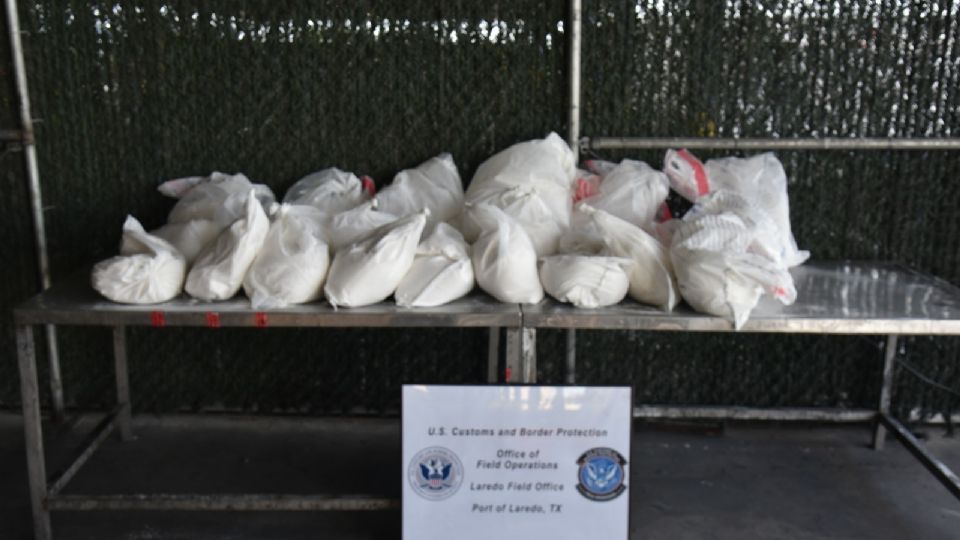 Este martes 16 fueron aseguradas por CBP,  368 libras de metanfetaminas en el Puente Del Comercio Mundial, iban entre un cargamento de cemento