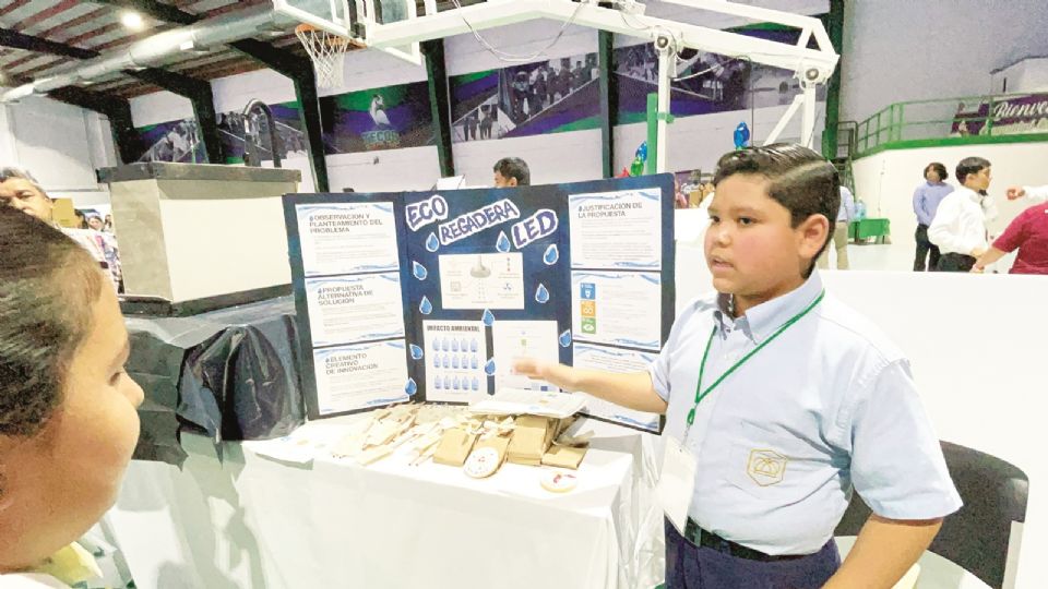 El joven innovador es Evan Yaín Guerra Sánchez, quien fue ayudado por su padre y abuelo.