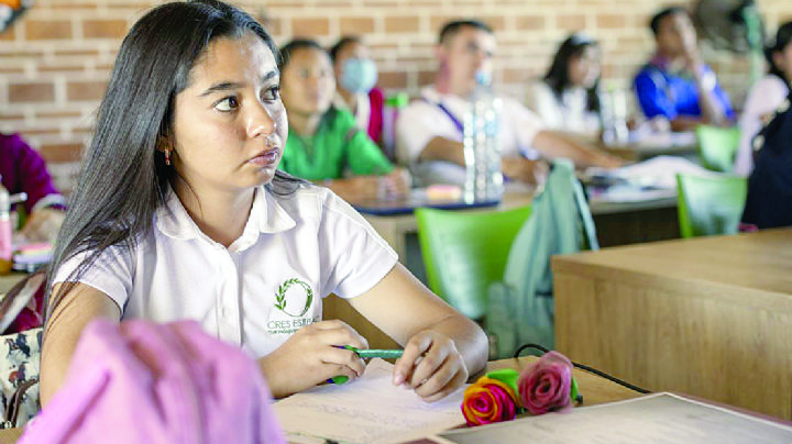 Convierten escuelas vespertinas de Nuevo Laredo en preparatorias
