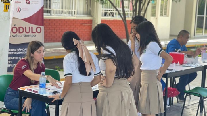 IMJUVE atiende a más de 900 jóvenes del Conalep con campaña de salud sexual