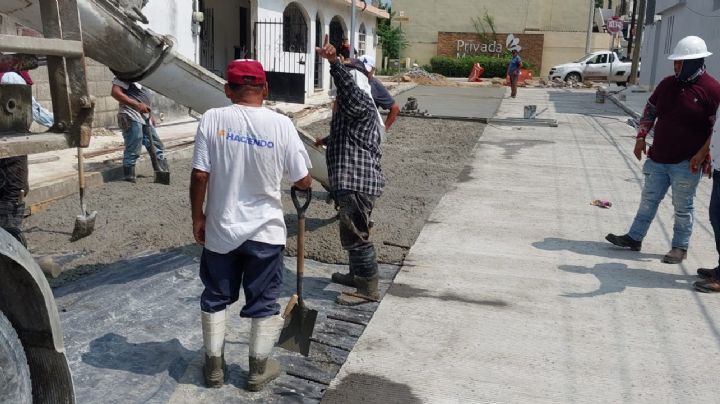 Municipio de Tampico avanza en infraestructura vial; colonia Arboleda estrena pavimento hidráulico