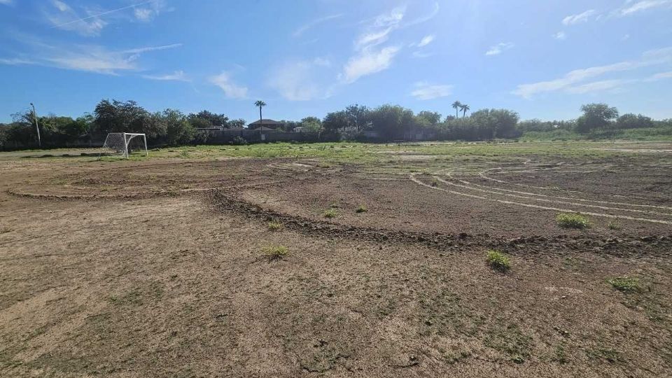 En las unidades también viajaban varios pasajeros de entre 16 y 18 años, cuyos padres fueron llamados para recogerlos