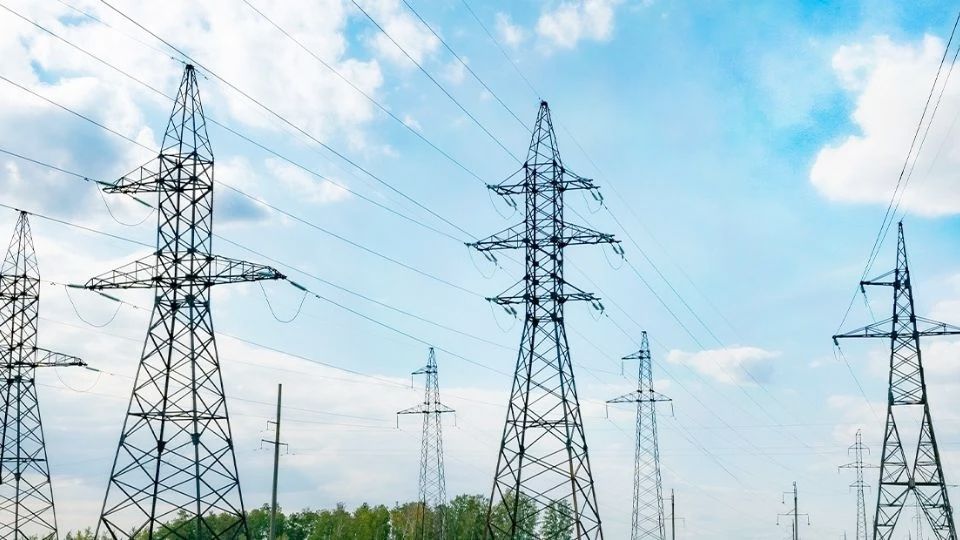 Regresó la energía eléctrica en el sureste de México