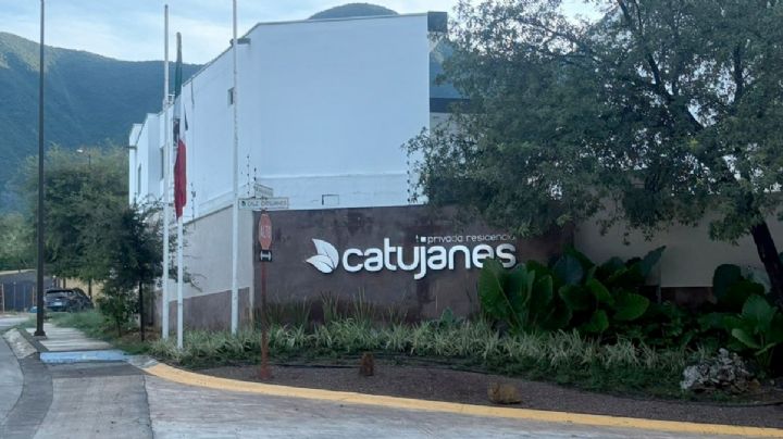 Piden oraciones por la vida del bebé al que le cayó una barda en fraccionamiento de Monterrey