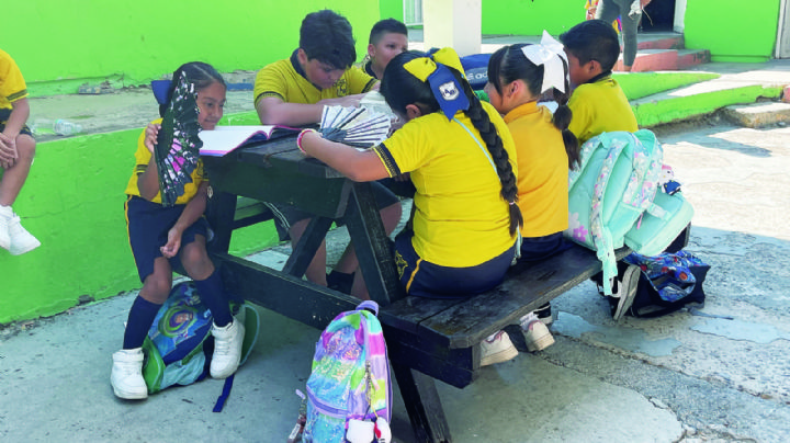 Escuelas de Nuevo Laredo claman por ayuda; tienen 3 meses sin luz