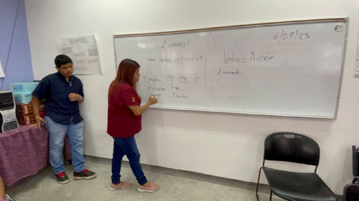 Neolaredenses aprovechan programas de estudio para cursar primaria y secundaria