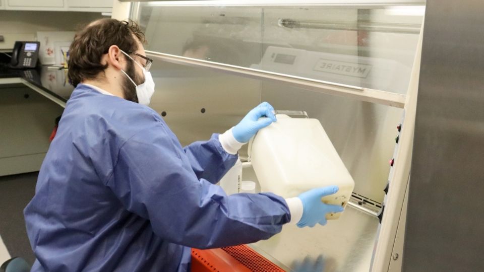 Detectan variaciones virales en las aguas residuales de la ciudad