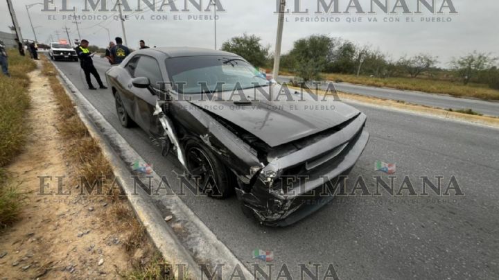 Sergio da vuelta en U y provoca aparatoso choque frente a la Guardia Estatal