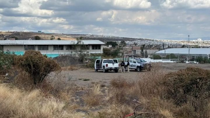 Jovencita de 13 años es atacada y apuñalada en terreno baldío; iba a la secundaria