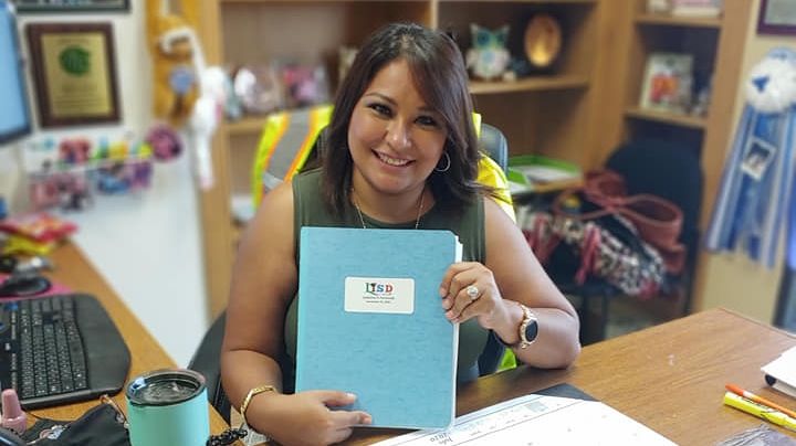 Integrante de la mesa directiva de LISD vota en contra de Guillermo Pro como Superintendente