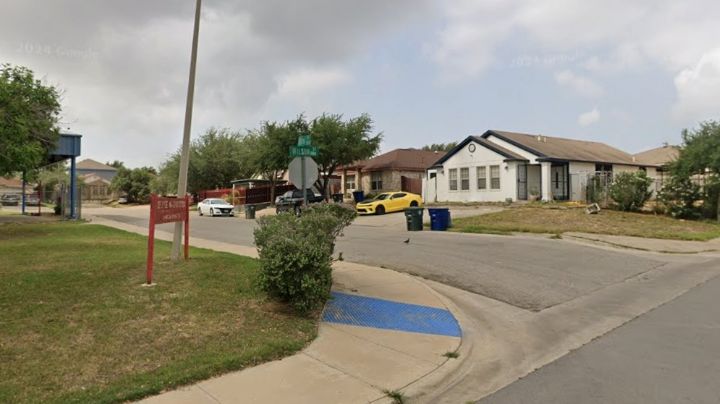 Incendio deja dos casas quemadas en Laredo; seis personas fueron desalojadas