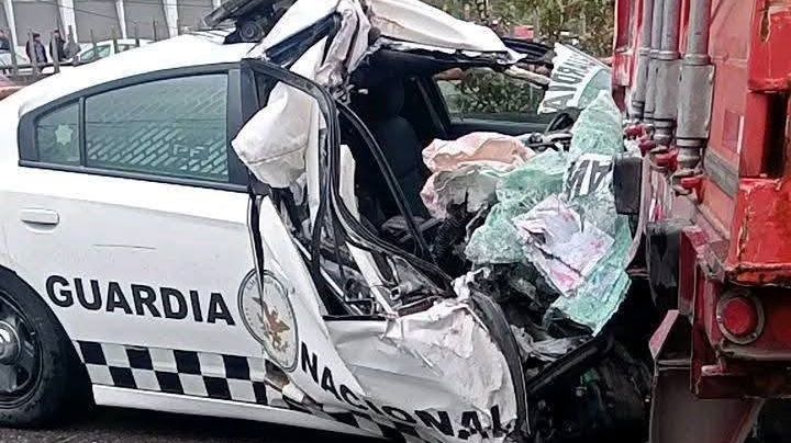 Patrulla de la Guardia Nacional sufre brutal accidente; la unidad quedó destrozada
