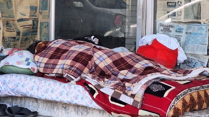El rostro humano del invierno en Nuevo Laredo; personas sin hogar enfrentan noches de frío extremo