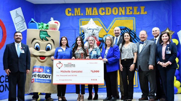 Directora de escuela primaria de Laredo compite por premio estatal de excelencia educativa