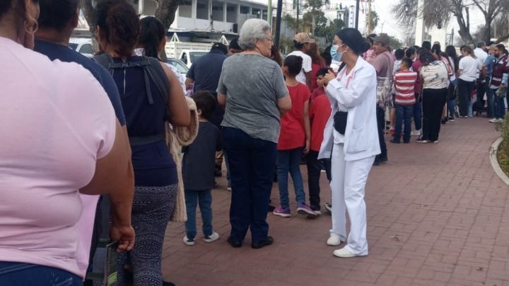 Se extiende fila para vacunación contra el sarampión en Nuevo Laredo; amplían dosis de 500 a 2 mil