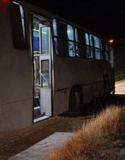 Foto descriptiva de: 'Autobús fantasma': encuentran unidad abandonada con pertenencias, sin chofer ni pasajeros