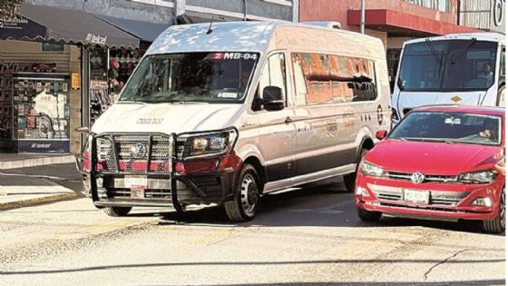 Nuevo Laredo: ciudadanos siguen rutas de camiones urbanos con grupos de WhatsApp