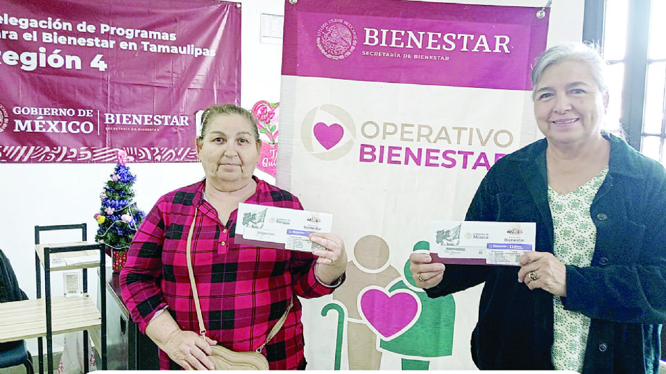 Cada vez son más los adultos mayores que se benefician con pensiones del bienestar.