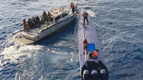 Aseguran semisumergible en Manzanillo; llevaba 4 toneladas de cocaína