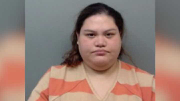 Mujer embarazada es golpeada violentamente en la cabeza por su hermana mientras viajaban en Laredo