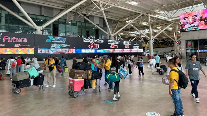 Línea de autobuses suspende temporalmente corridas a la frontera de Tamaulipas