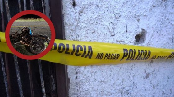Motociclista muere tras chocar fatalmente contra auto; no llevaba casco de seguridad