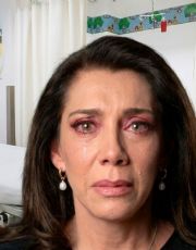 Foto descriptiva de: 'Mi hija no está lista para que me vaya': Cynthia Klitbo habla tras el diagnóstico de su enfermedad