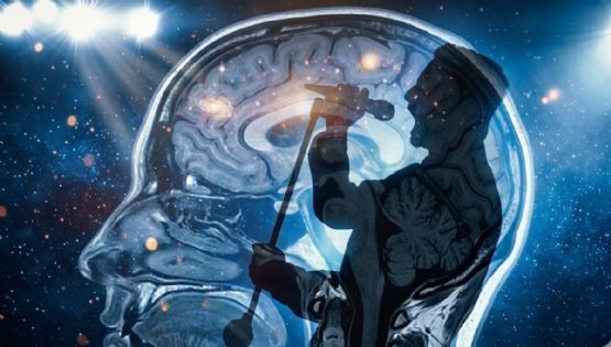 Icónico cantante es diagnosticado con hidrocefalia a sus 76 años; esta caída encendió las alarmas | VIDEO