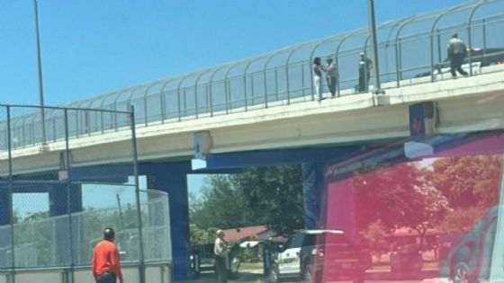 Mujer intenta quitarse la vida en Laredo; valiente policía logra rescatarla