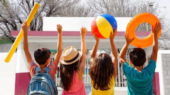 Estudiantes disfrutarán largo descanso por Semana Santa; calendario escolar suma puente y vacaciones