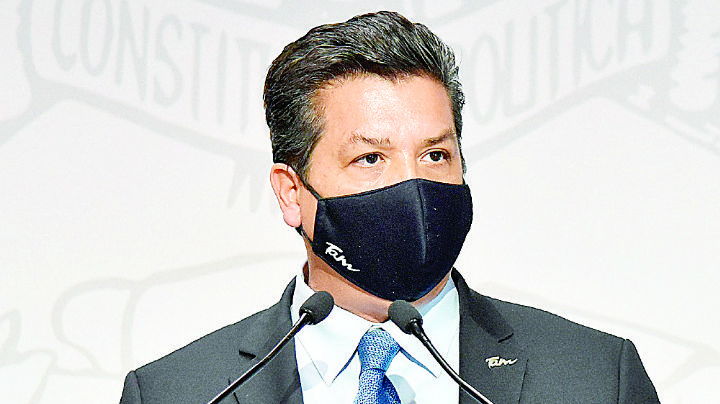 Cabeza de Vaca desvió 400 mdp en pleno Covid